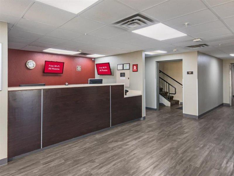 Red Roof Inn & Suites Austin East - Manor Esterno foto