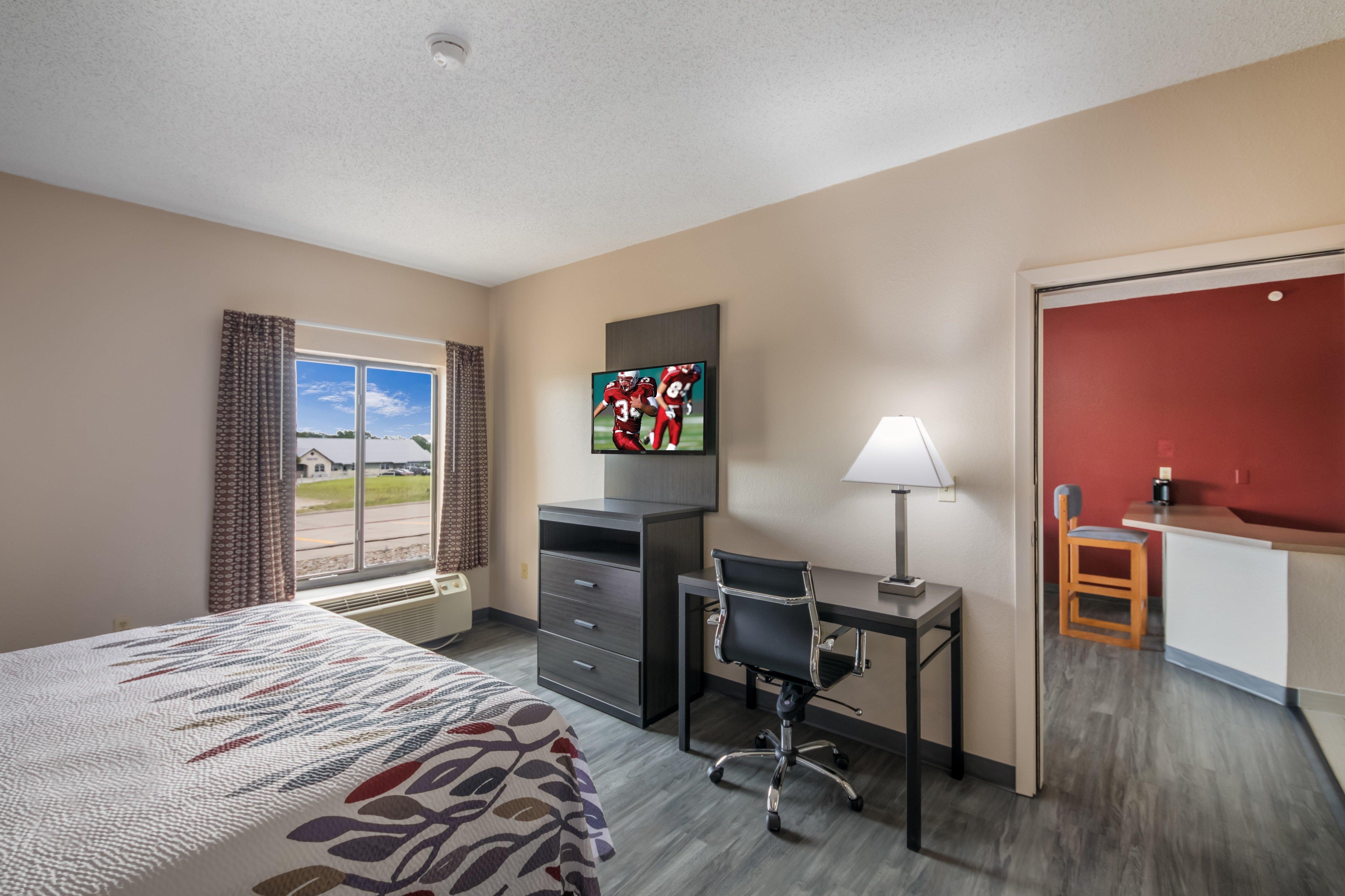 Red Roof Inn & Suites Austin East - Manor Esterno foto