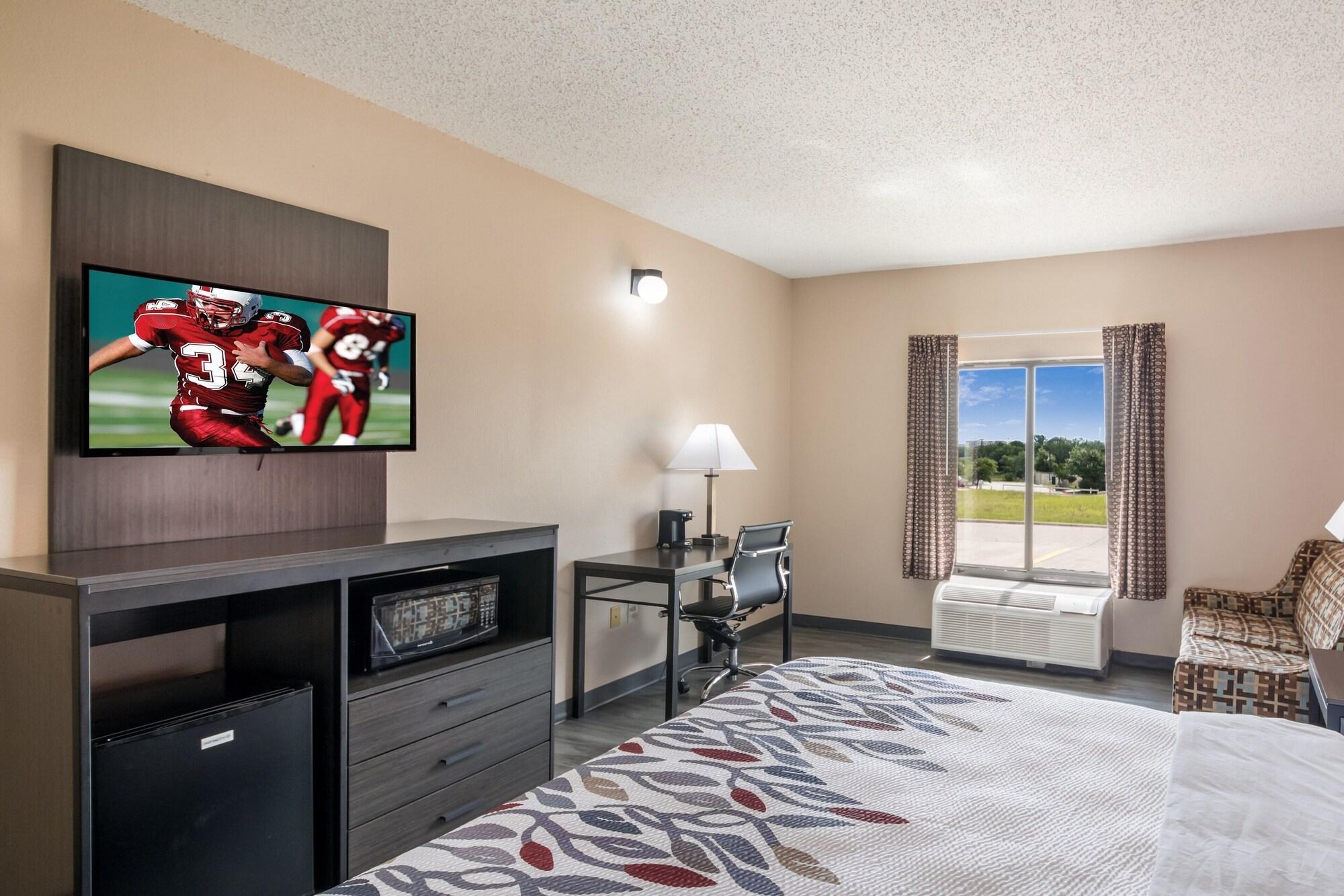 Red Roof Inn & Suites Austin East - Manor Esterno foto