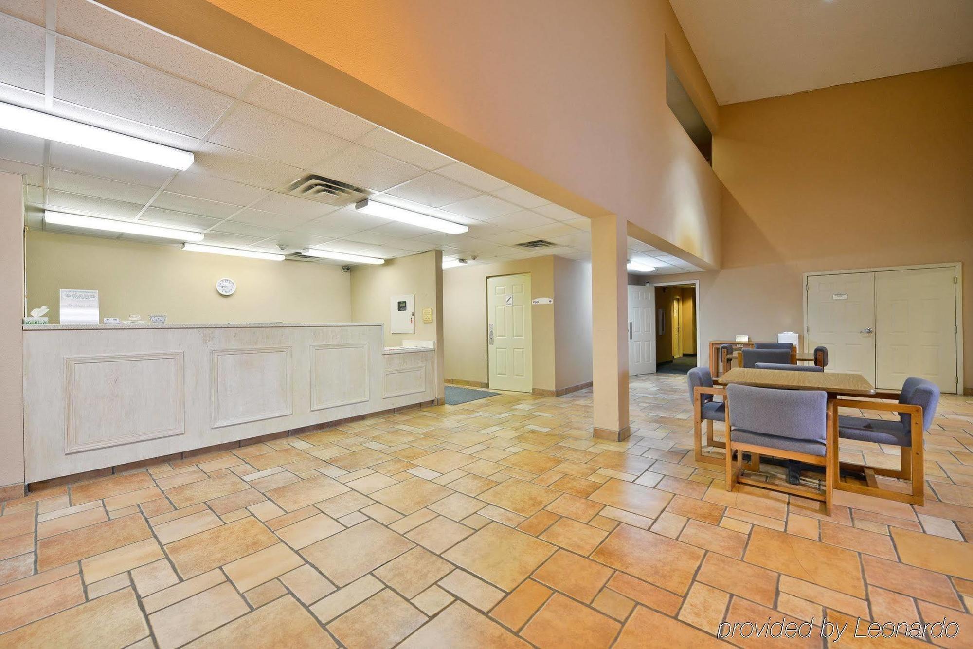 Red Roof Inn & Suites Austin East - Manor Interno foto