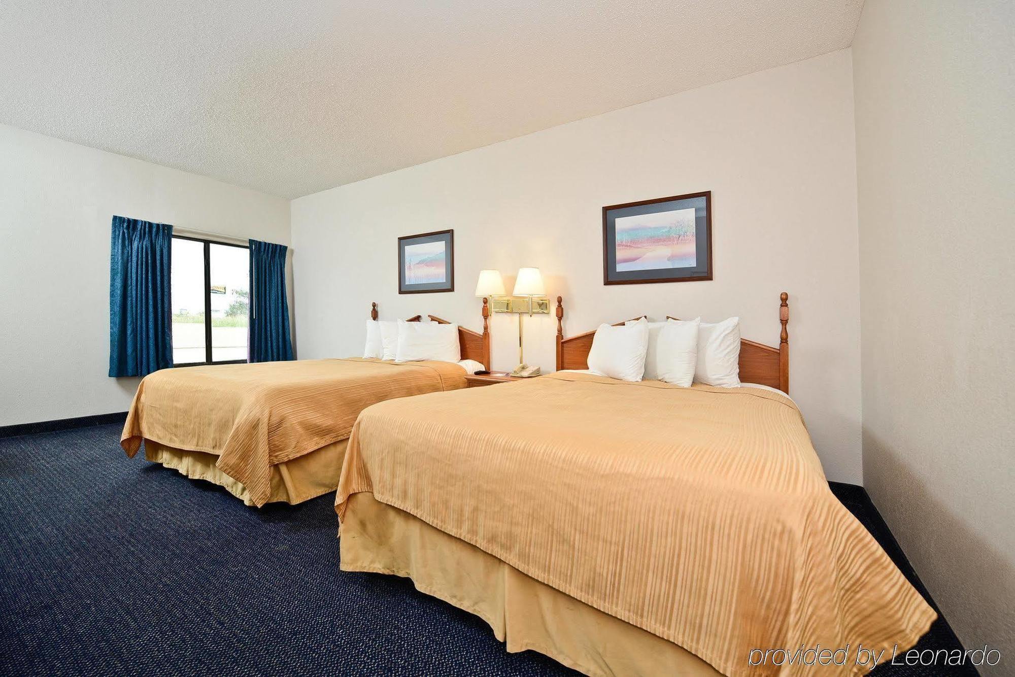 Red Roof Inn & Suites Austin East - Manor Camera foto