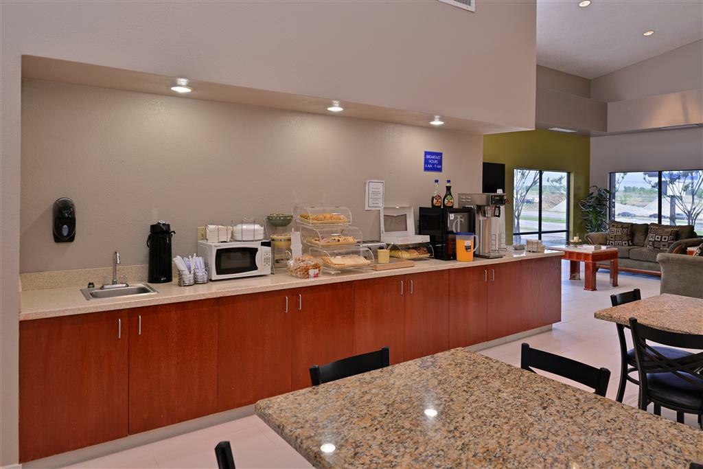 Red Roof Inn & Suites Austin East - Manor Ristorante foto